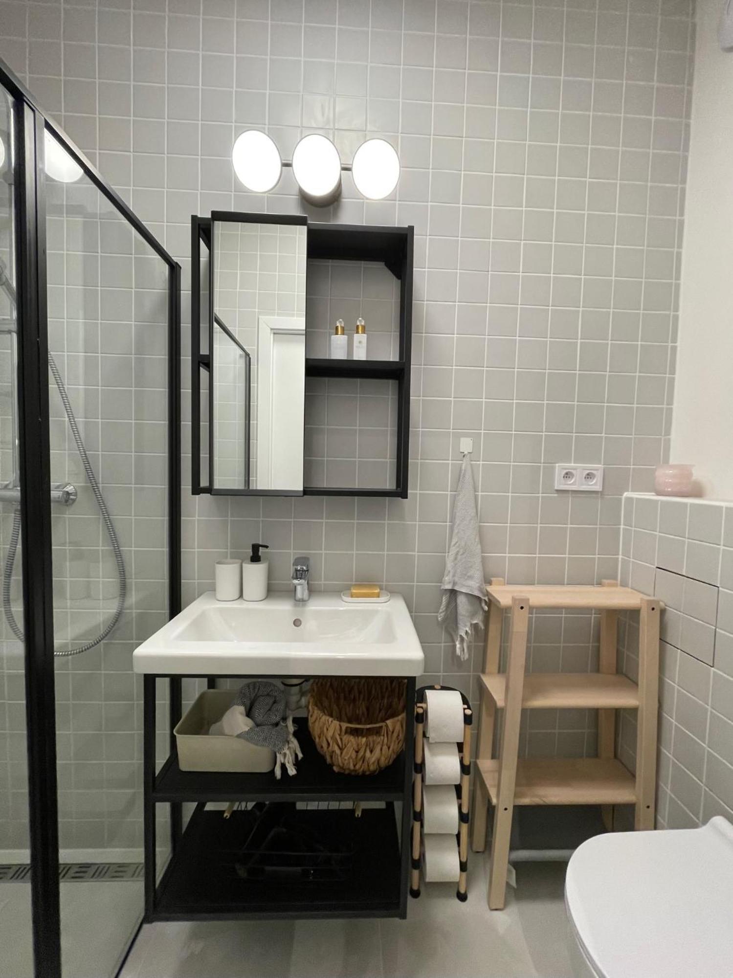Urban Retreat I Modern Boho Apartments In Lovely Letna District - 10 Minutes From Old Town Prague Exterior photo